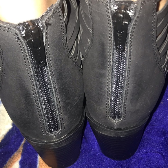 American Rag - Picture 2 of 7